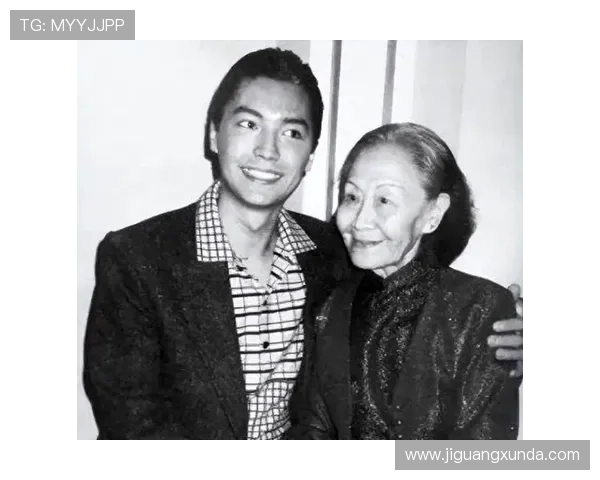 尊龙一人生就是博电子游戏如何利用游戏中的社交系统扩大人脉关系