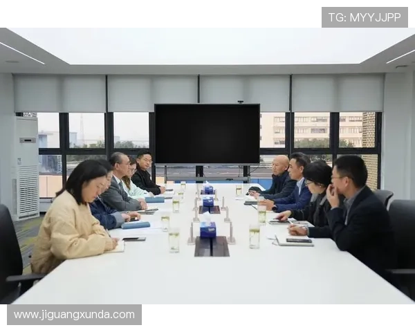 尊龙z6.com手机版支持多款热门网络游戏,轻松畅玩无需担心网络延迟和兼容性问题 尊龙z6.com手机版支持多款热门网络游戏,轻松畅玩无需担心网络延迟和兼容性问题